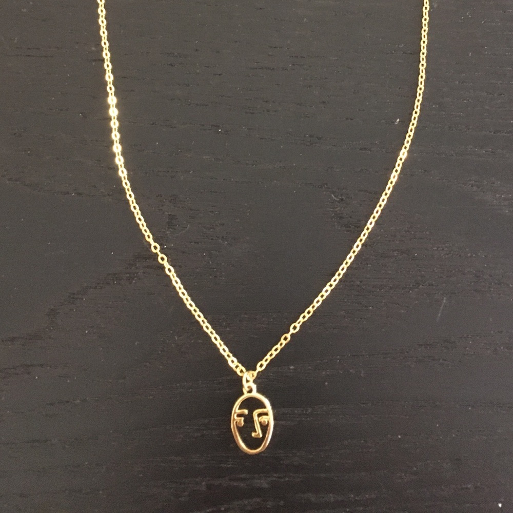 Peridot | NWOT Delicate Gold Necklace